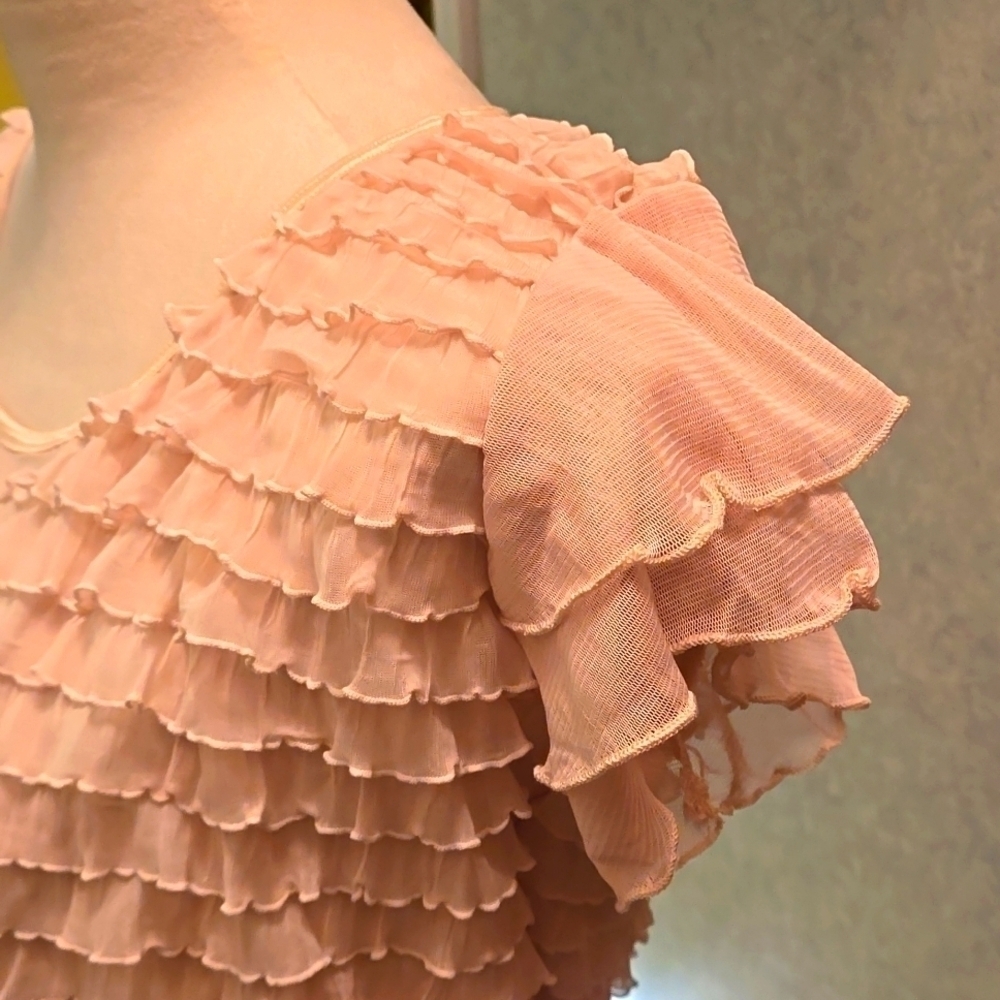 Cocomo Women’s XL Soft Tiered Ruffle Blouse - Pale Peach Stretch Fabric - Picture 3 of 10